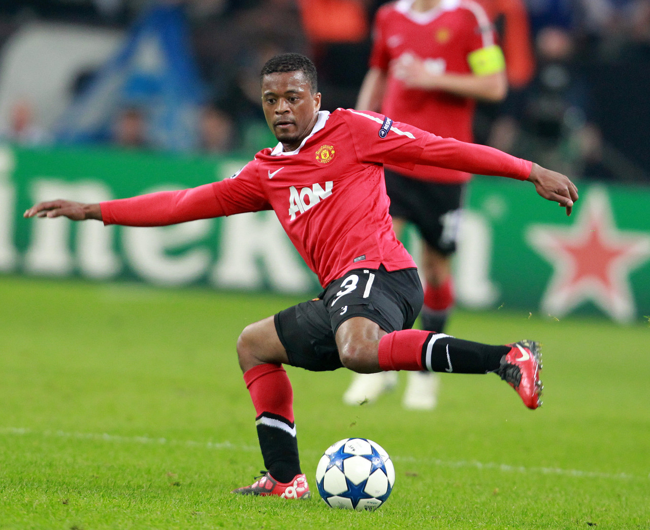 共襄盛举的 共襄盛举的